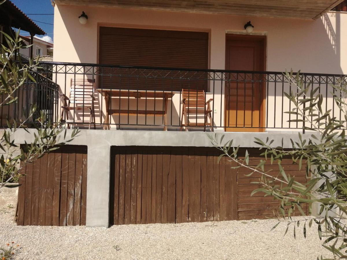 Aggelo 4 Bedroom Apartment نافبليو المظهر الخارجي الصورة
