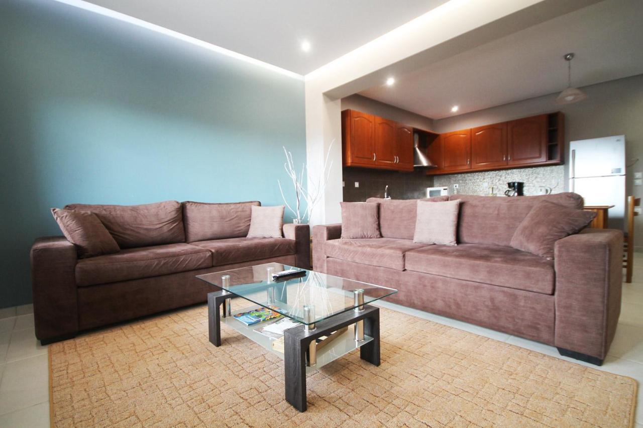Aggelo 4 Bedroom Apartment نافبليو المظهر الخارجي الصورة